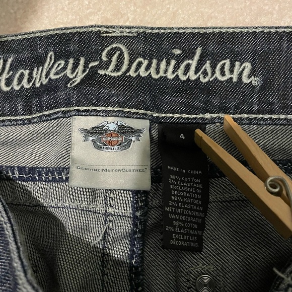 Harley-Davidson y2k(2011) cropped jeans size 4 EUC - Picture 7 of 9